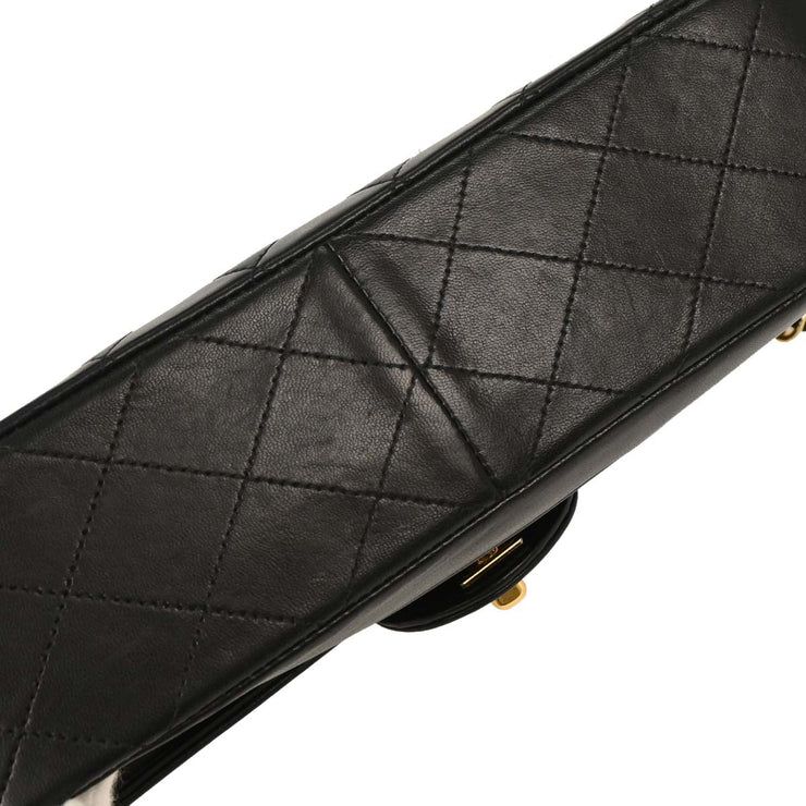 Chanel Black Lambskin Shoulder Bag 115974