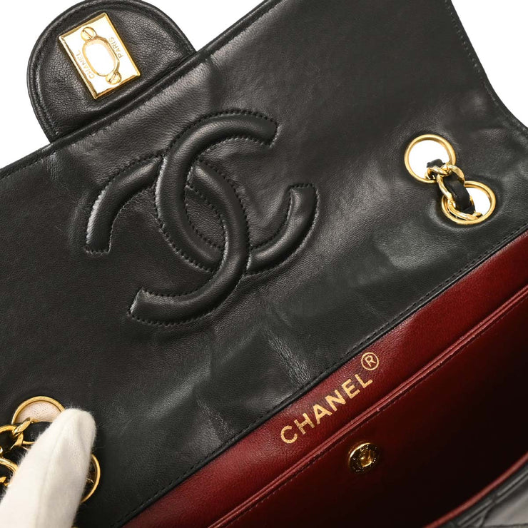 Chanel Black Lambskin Shoulder Bag 115974
