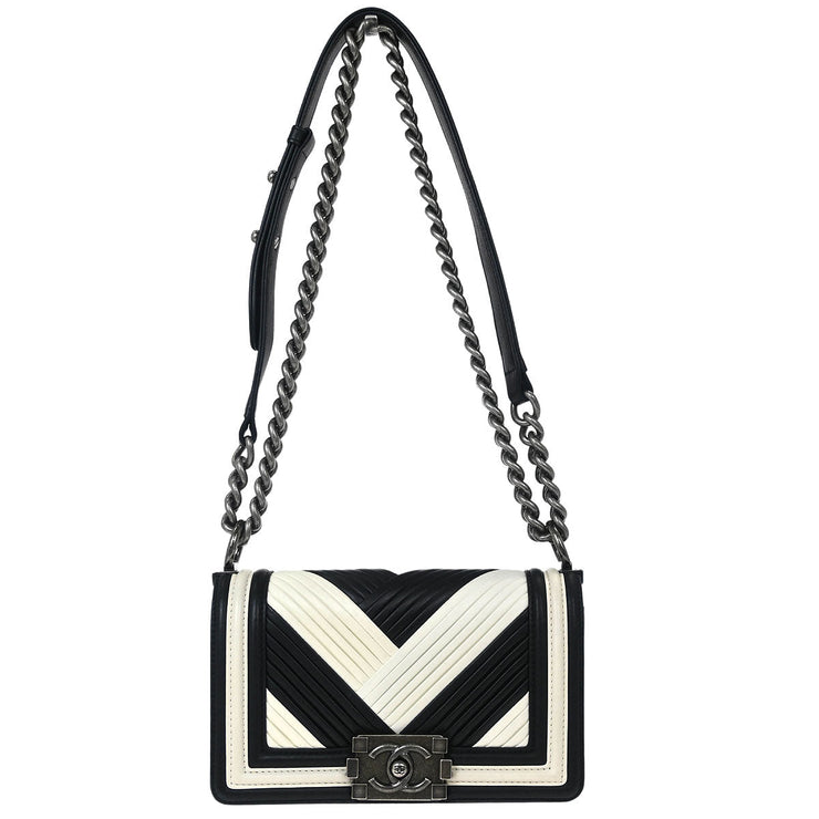 Boy Chanel Black Chevron Lambskin Small Chain Shoulder Bag 125002