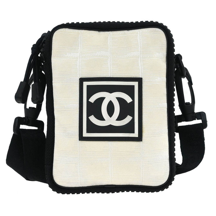 Chanel White Nylon Travel Line Shoulder Bag 125065