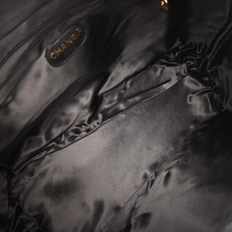 Chanel Black Calfskin Shoulder Bag 134736