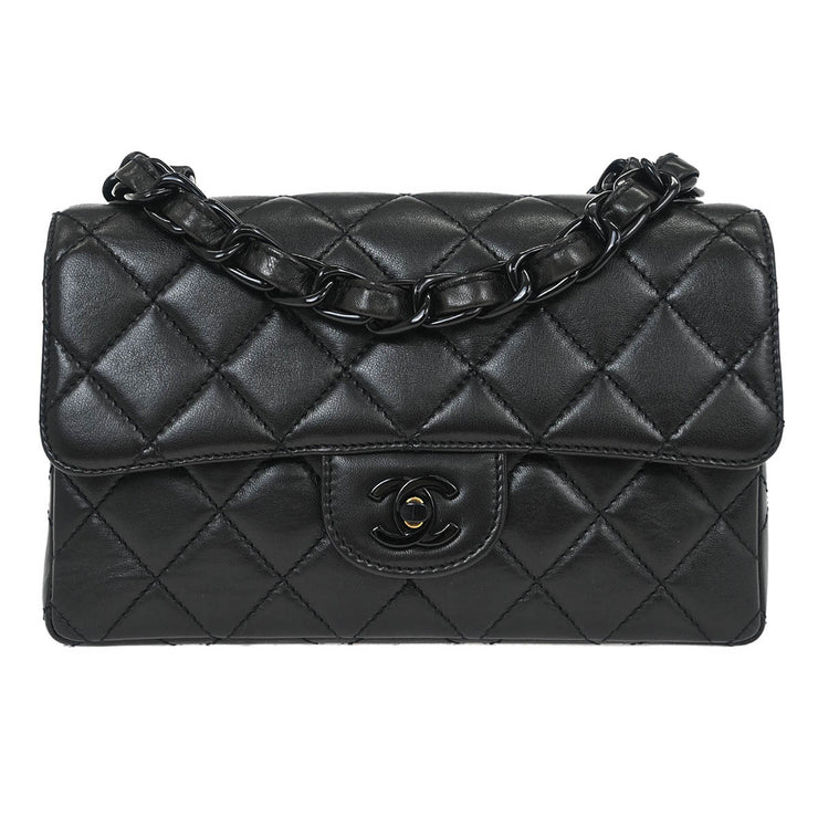 Chanel Black Lambskin Shoulder Bag 144880