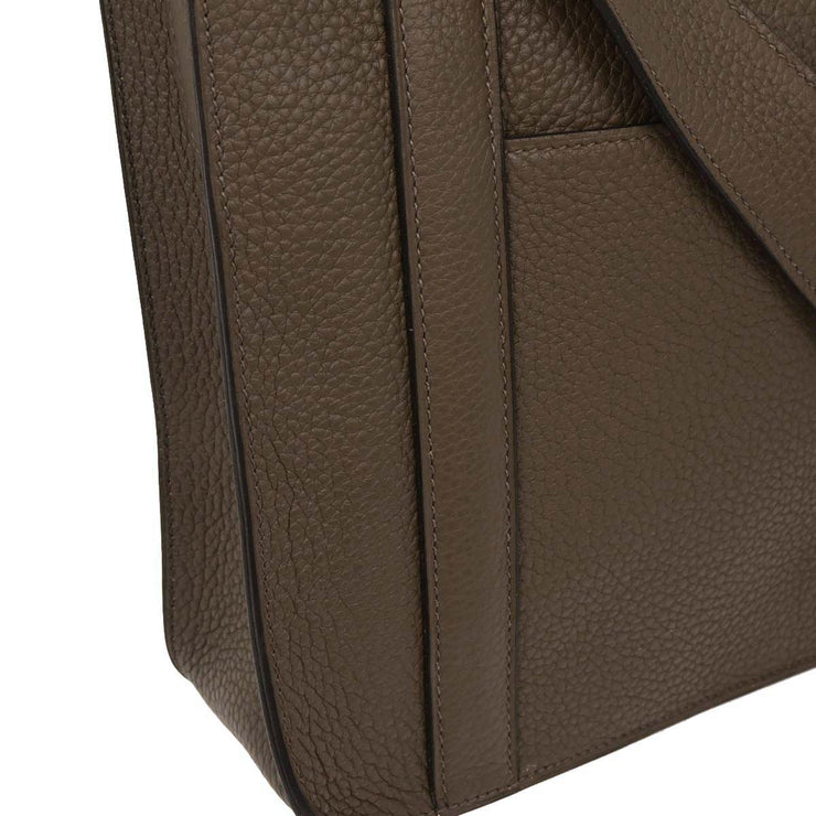 Hermes Taupe Taurillon Clemence Steve Caporal 27 Shoulder Bag TGS001HI 154170