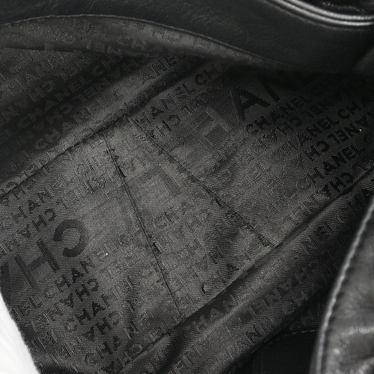 Chanel Black Calfskin Around Chain Hobo Handbag 154254