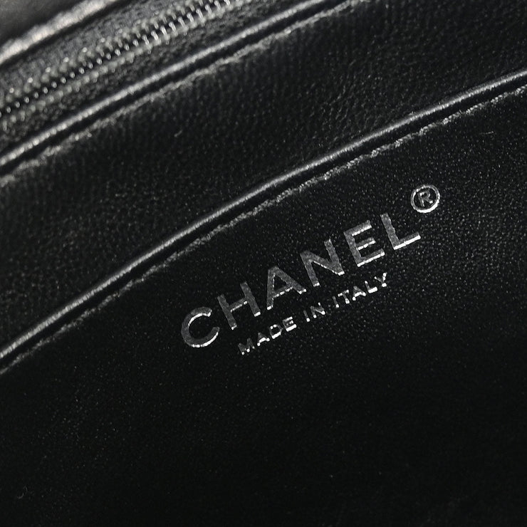 Chanel Black Lambskin Chain Shoulder Bag 186746