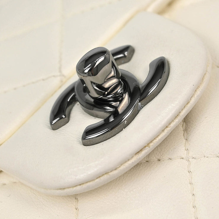 Chanel White Lambskin Hula Hoop Medium Handbag 196031