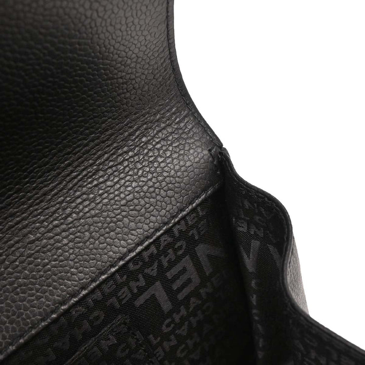 Chanel Black Calfskin Handbag 196098