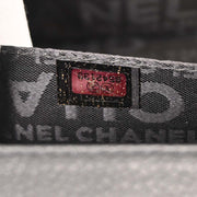 Chanel Black Calfskin Handbag 196098