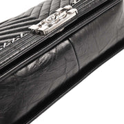 Boy Chanel Black Calfskin Chevron Medium Shoulder Bag 196406