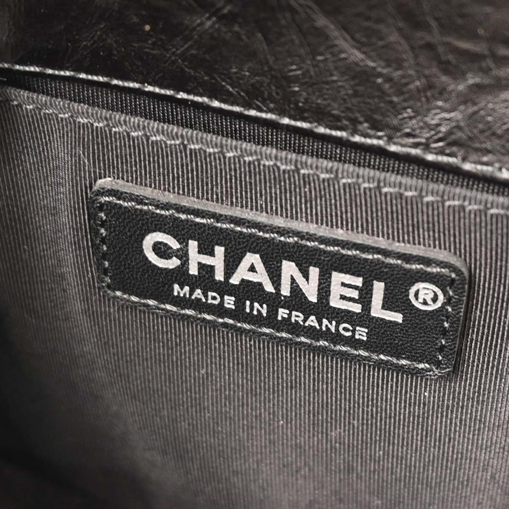 Boy Chanel Black Calfskin Chevron Medium Shoulder Bag 196406