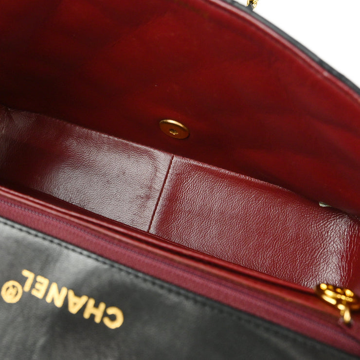 Chanel Black Lambskin Medium Diana Shoulder Bag XX01421