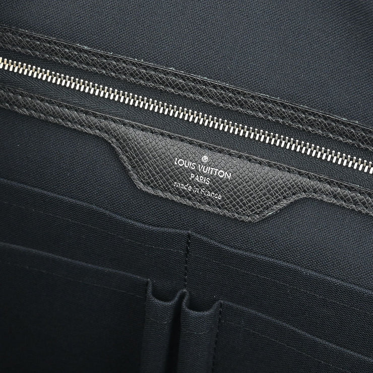 Louis Vuitton Black Taiga Neo Igor Briefcase Handbag M32782 FL0173 NQ00509