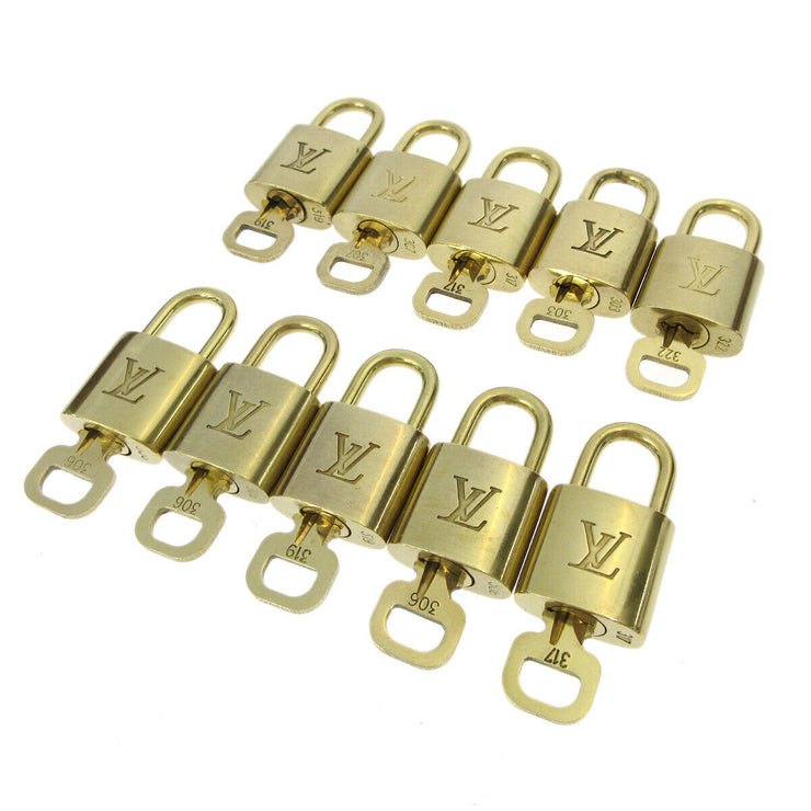 LOUIS VUITTON Padlock & Key Bag Accessories Charm 10 Piece Set Gold 81665