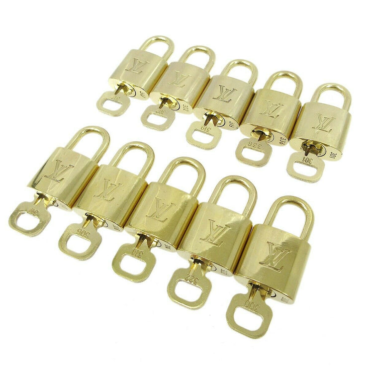 LOUIS VUITTON Padlock & Key Bag Accessories Charm 10 Piece Set Gold 82929