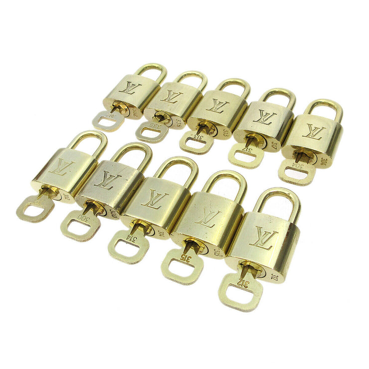 LOUIS VUITTON Padlock & Key Bag Accessories Charm 10 Piece Set Gold 92696