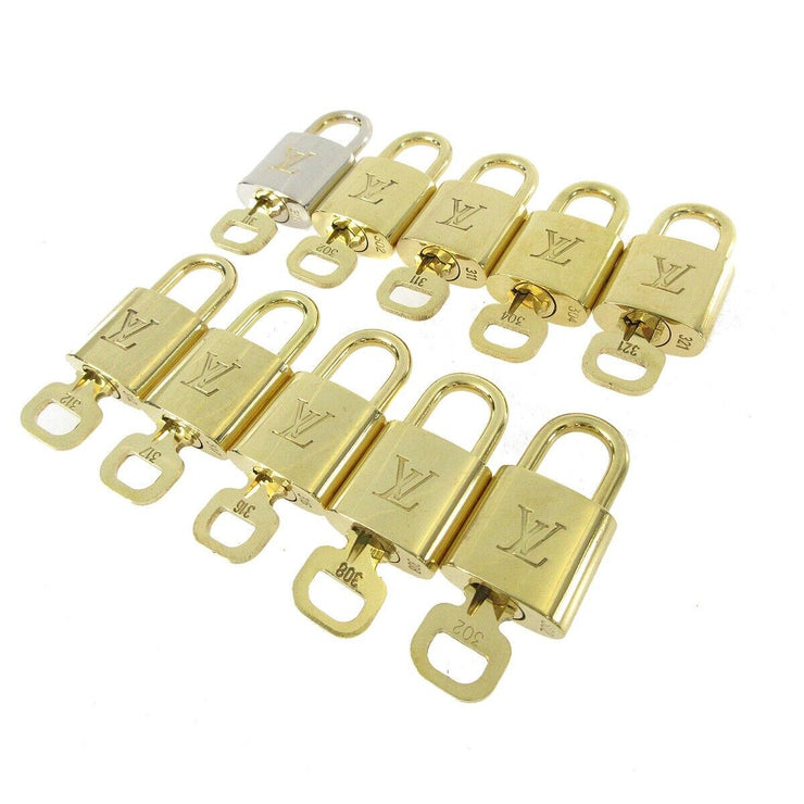 LOUIS VUITTON Padlock & Key Bag Accessories Charm 10 Piece Set Gold 42424