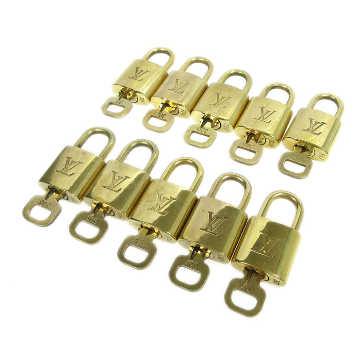 LOUIS VUITTON Padlock & Key Bag Accessories Charm 10 Piece Set Gold 61670