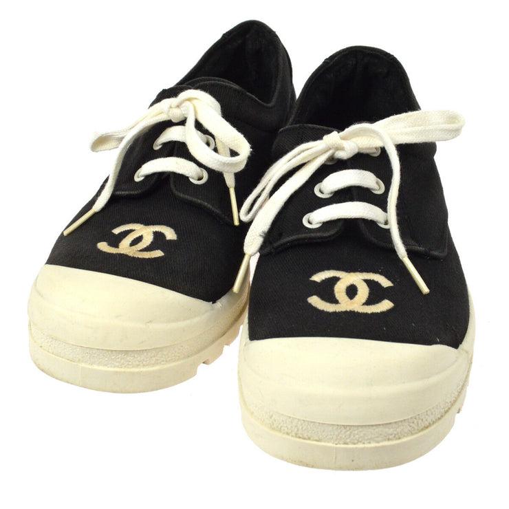 CHANEL Vintage CC Bi-color Sneakers Shoes Black White Canvas