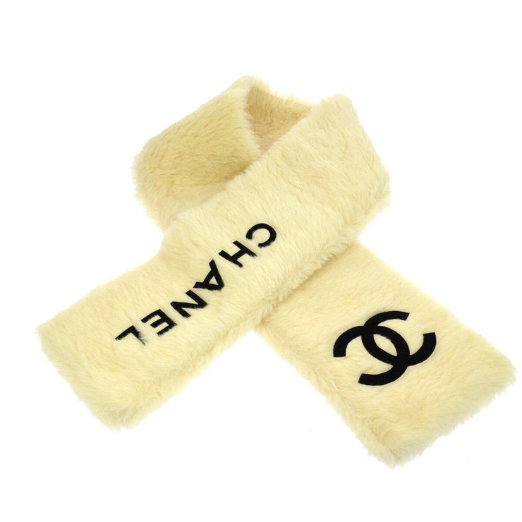 CHANEL CC Logos Fur Shawl Muffler Stole White Black Vintage AK25519e