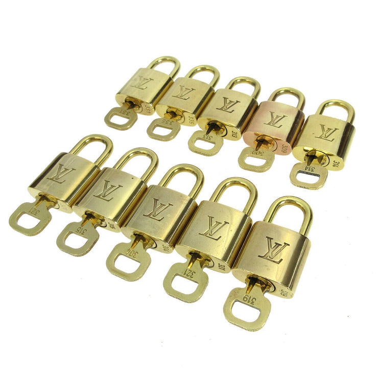LOUIS VUITTON Padlock & Key Bag Accessories Charm 10 Piece Set Gold 82751