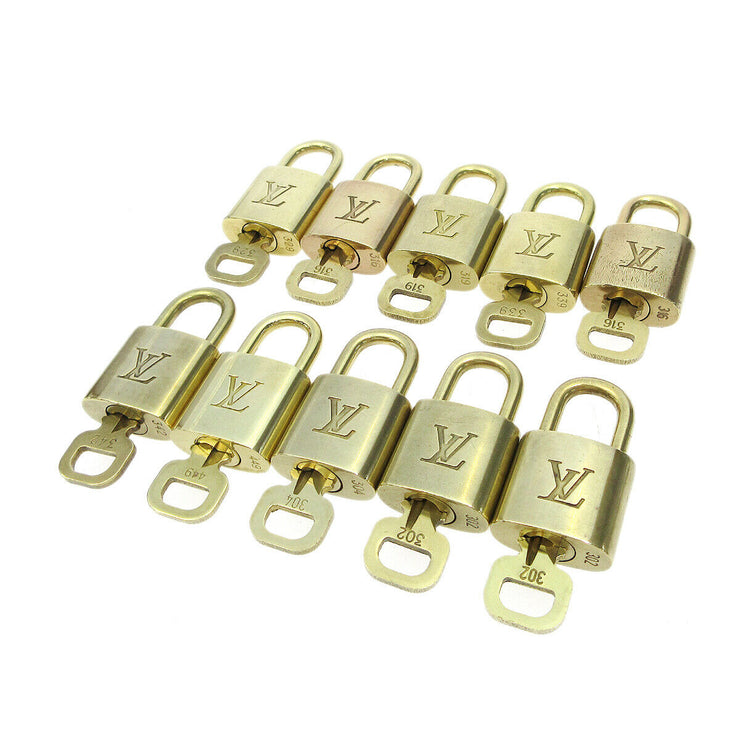 LOUIS VUITTON Padlock & Key Bag Accessories Charm 10 Piece Set Gold 72513