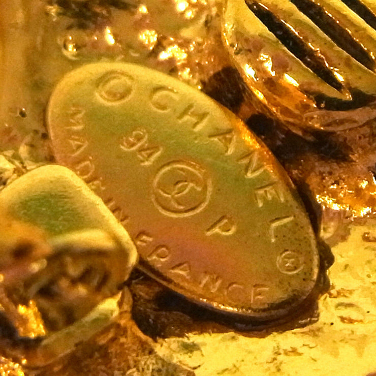 CHANEL Vintage CC Logos Gold Button Earrings Clip-On 1.0 AK35542i