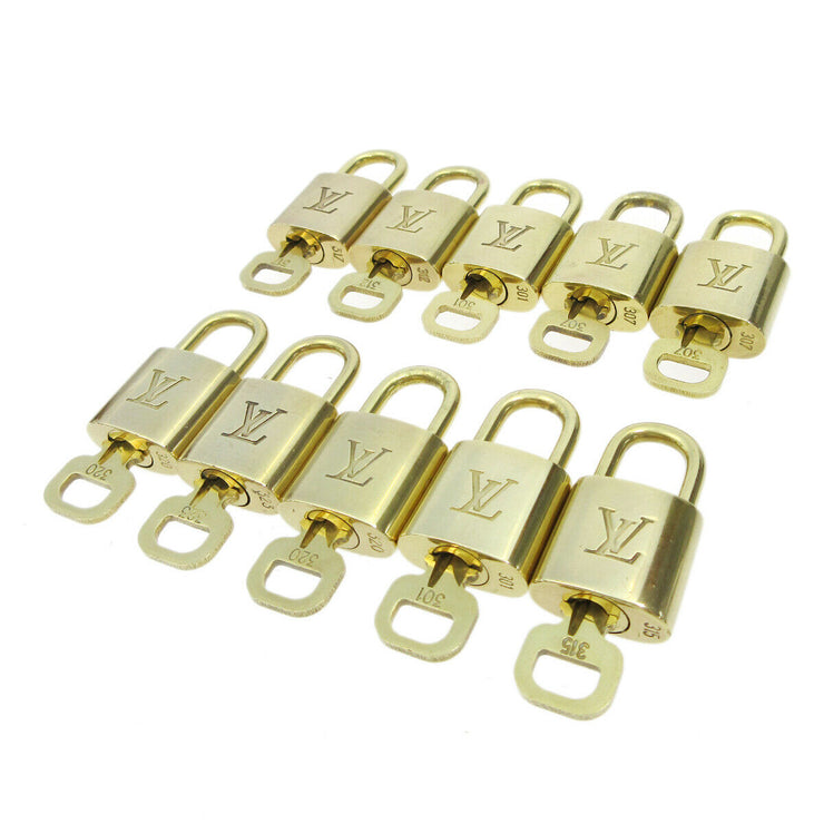 LOUIS VUITTON Padlock & Key Bag Accessories Charm 10 Piece Set Gold 83240