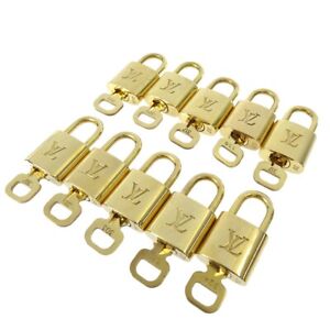 LOUIS VUITTON Padlock & Key Bag Accessories Charm 10 Piece Set Gold 21089