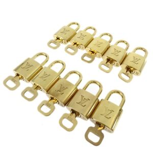 LOUIS VUITTON Padlock & Key Bag Accessories Charm 10 Piece Set Gold 50680