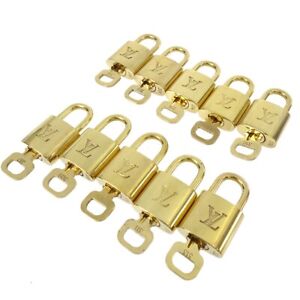 LOUIS VUITTON Padlock & Key Bag Accessories Charm 10 Piece Set Gold 50660