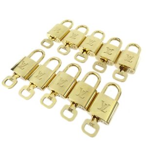 LOUIS VUITTON Padlock & Key Bag Accessories Charm 10 Piece Set Gold 50705